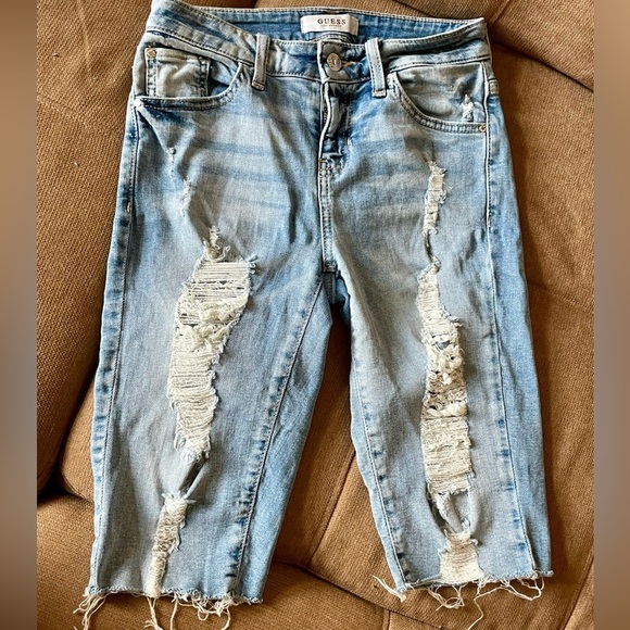 GUESS LOS ANGELES DENIM BERMUDA DISTRESSED SHORTS SIZE 25 - Picture 10 of 14